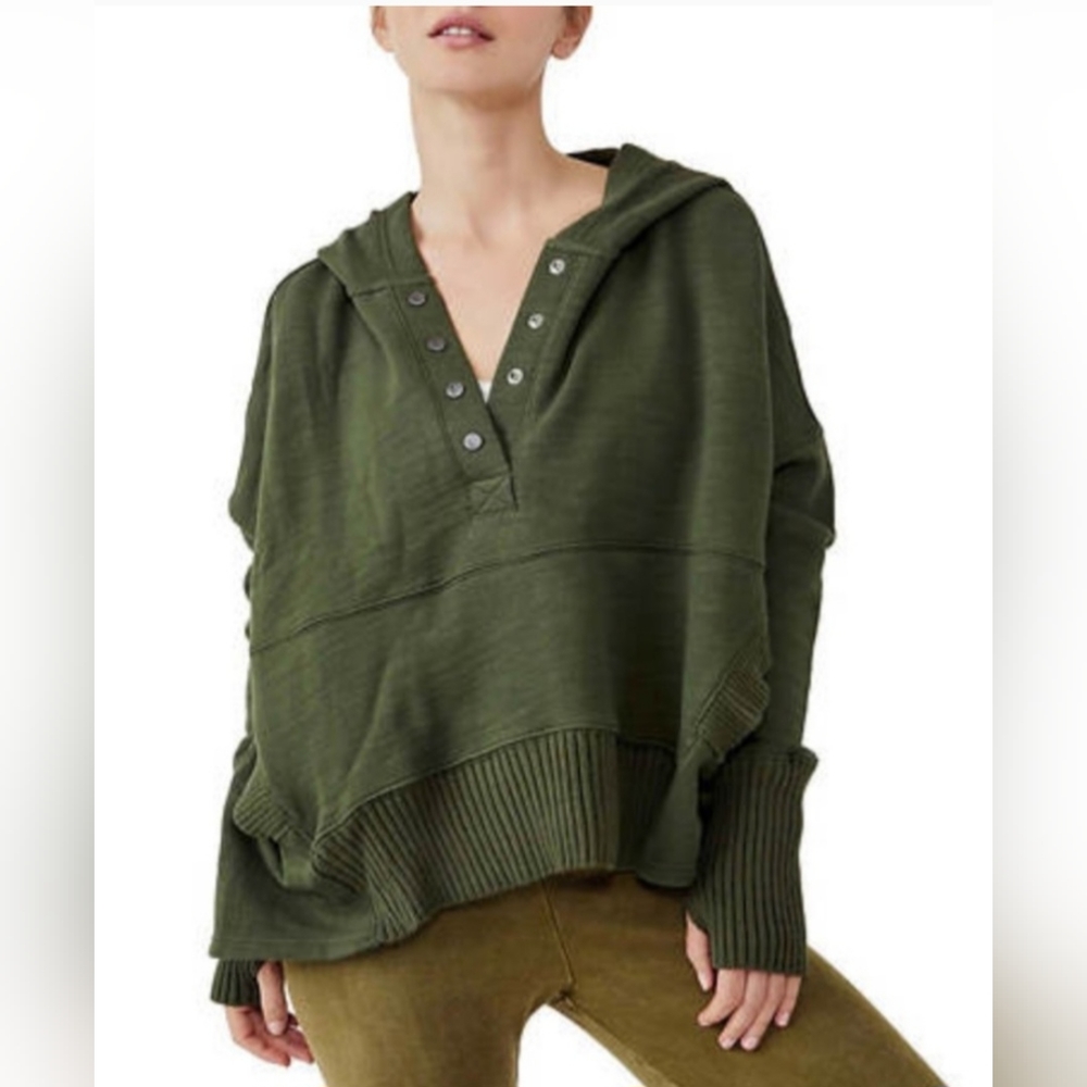 NWT (not attached) Free people the movement solid honey dove pullover xs